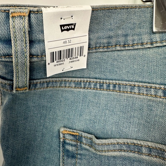 Brand New Levi’s Men’s 541 Athletic Taper Jeans (Stretch) Size 48 Length 32 - Picture 3 of 6